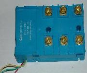磁保持繼電器